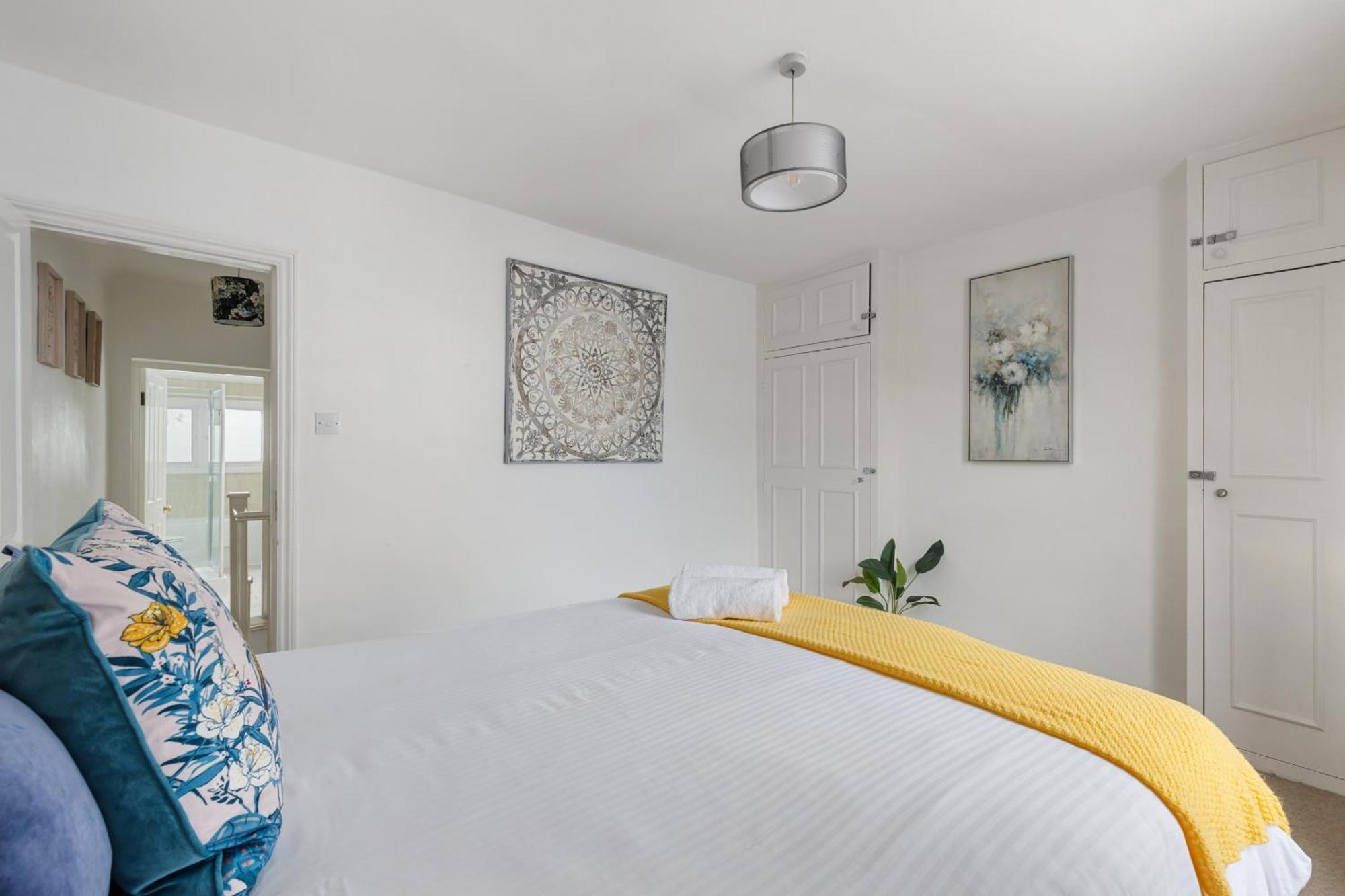 Kensington Two Bedroom House ลอนดอน ภายนอก รูปภาพ